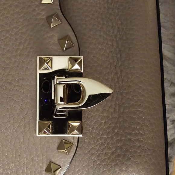 Valentino Rock stud Flip Lock Crossbody/Shoulder Bag - Picture 5 of 9